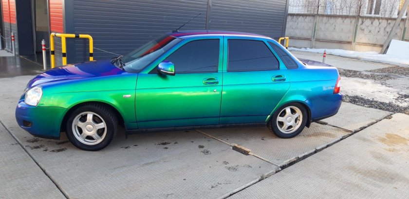 Лада Приора хамелеон