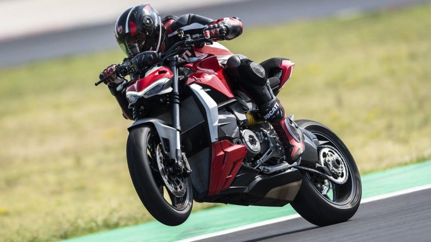 Ducati Streetfighter v2 2022