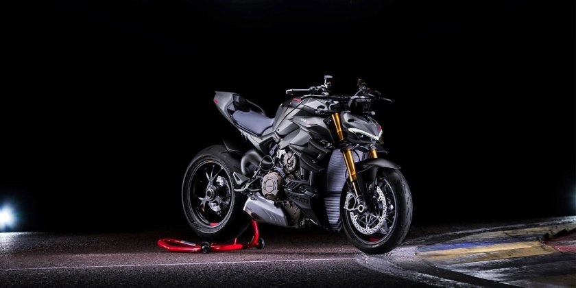 Ducati Streetfighter v4s