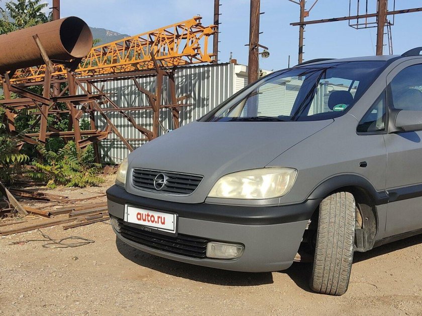 Опель Зафира 2001