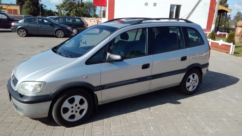 Opel Zafira 2001