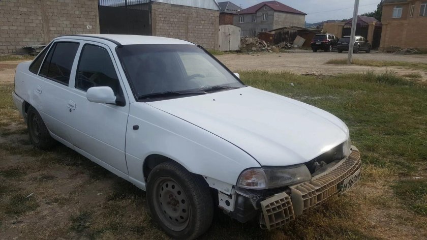 Белая Нексия n100