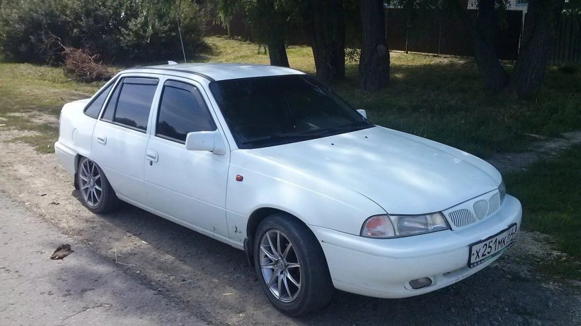 Daewoo nexia 2002