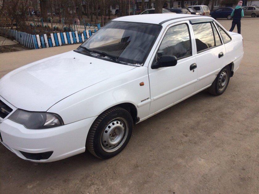 Daewoo Nexia 1 белый