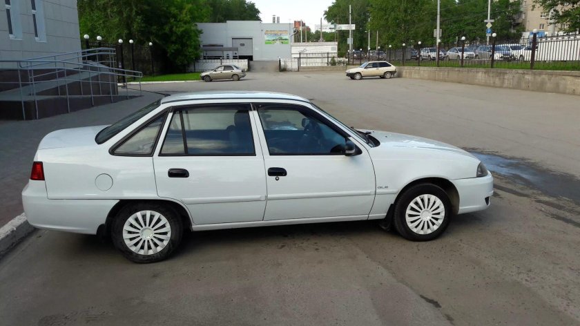 Дэу Нексия 2 белая