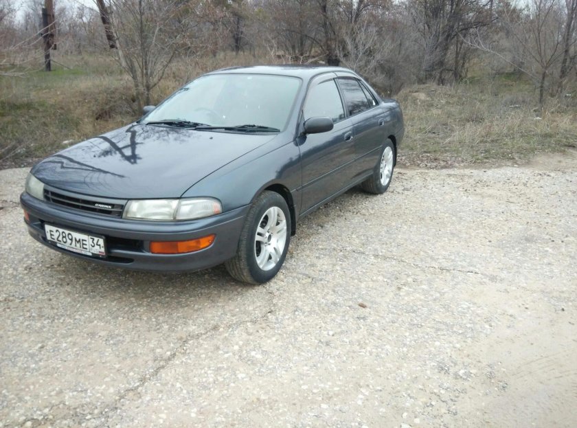 Toyota Carina 1993