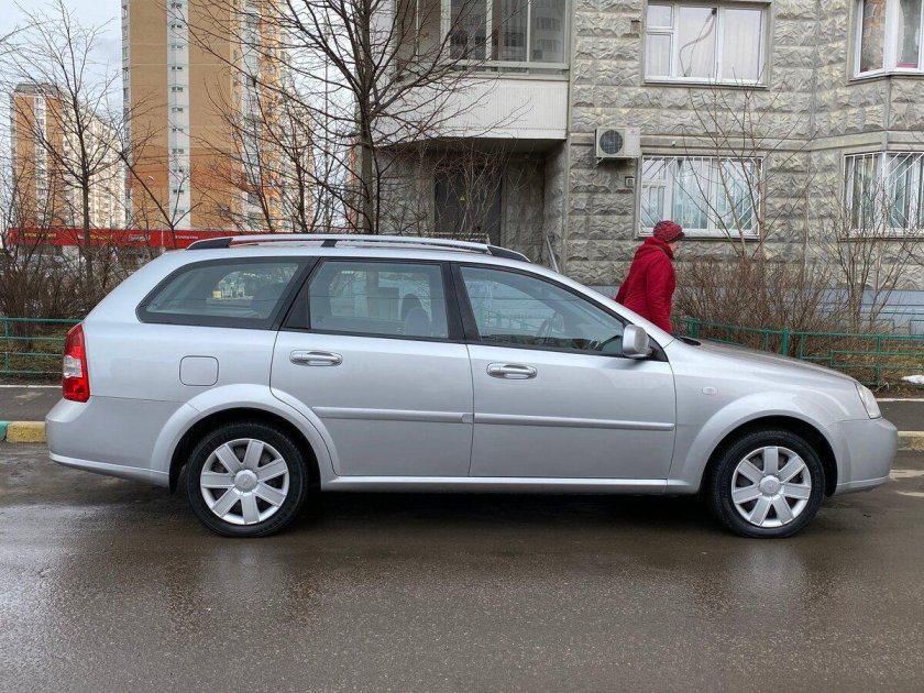 Chevrolet Lacetti 2011 универсал