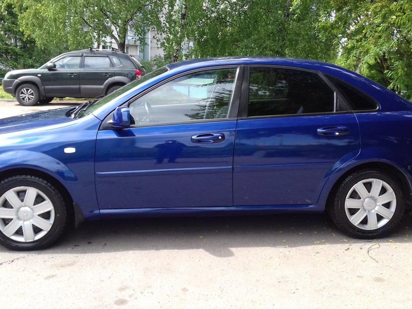 Шевроле Лачетти 2011 синий