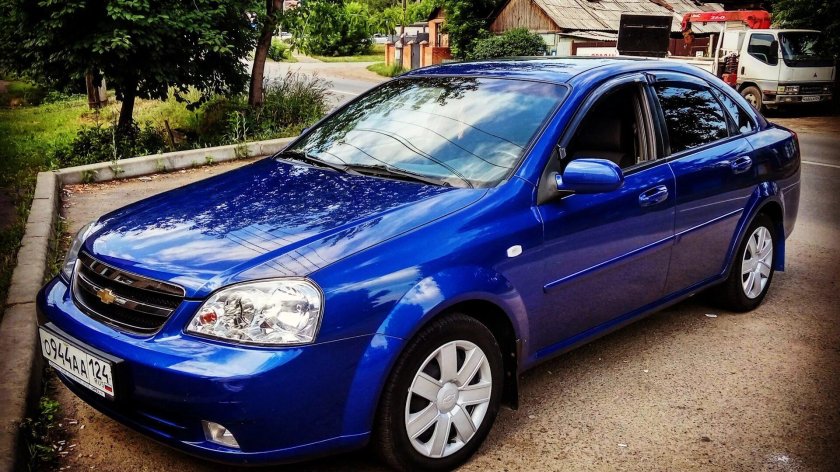 Chevrolet Lacetti седан