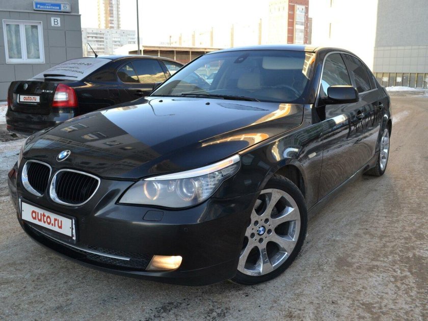 БМВ 520 2008