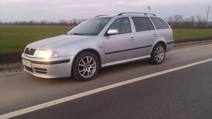 Skoda Octavia a4 универсал