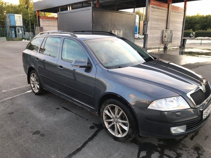 Шкода Октавия 2007 1.6