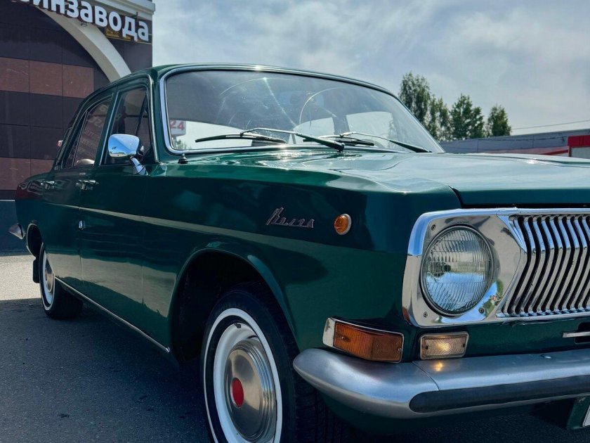 Газ 24 волга зеленая