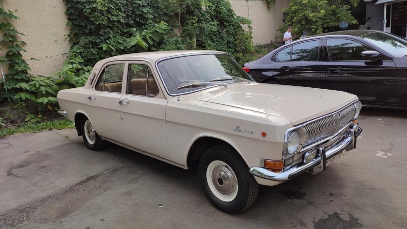 Волга газ 24 1977