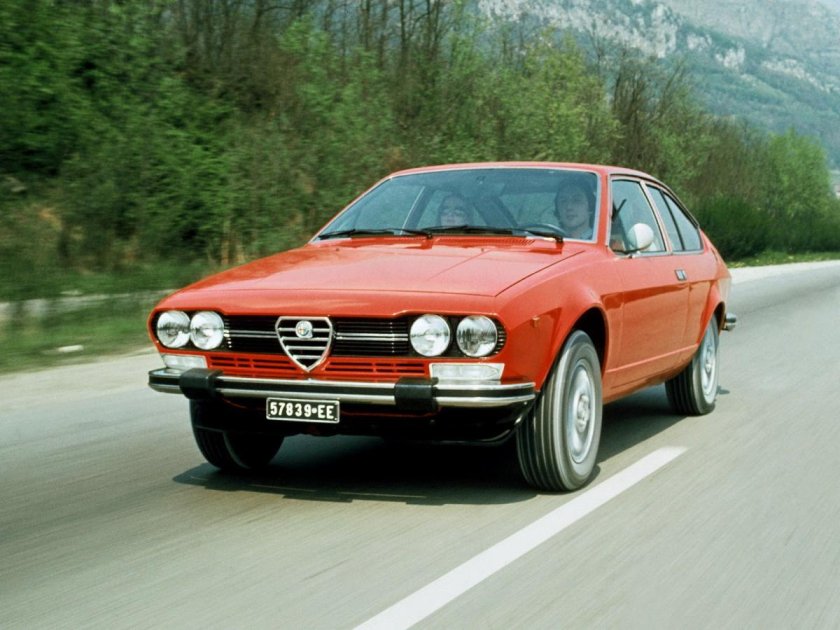 Alfa Romeo GTV 1974