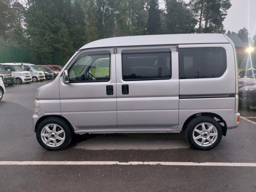 Митсубиси Миникаб