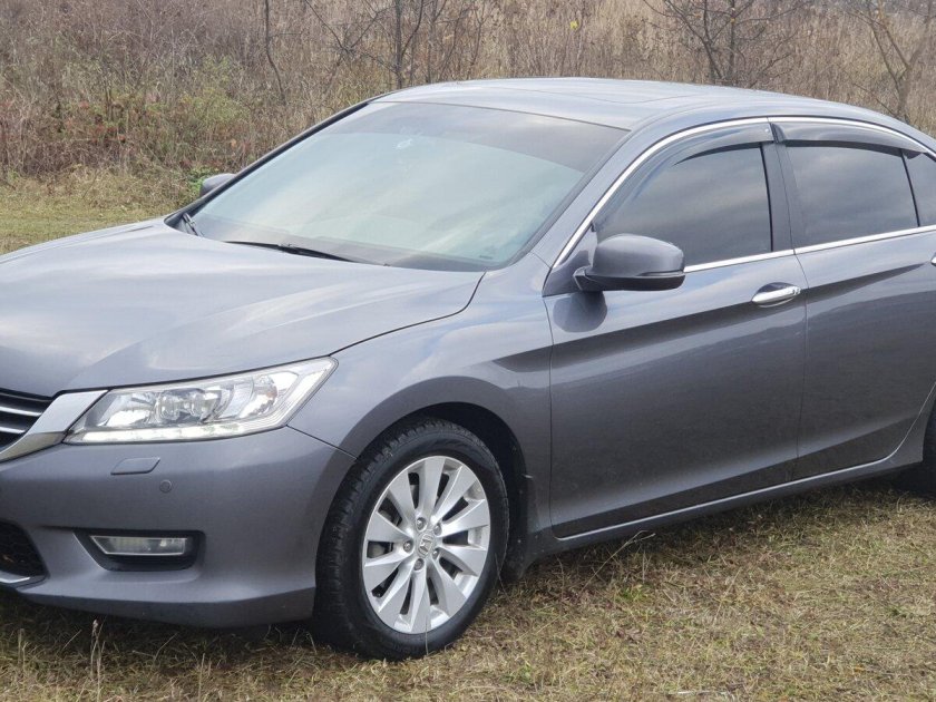 Хонда седан 2013 года