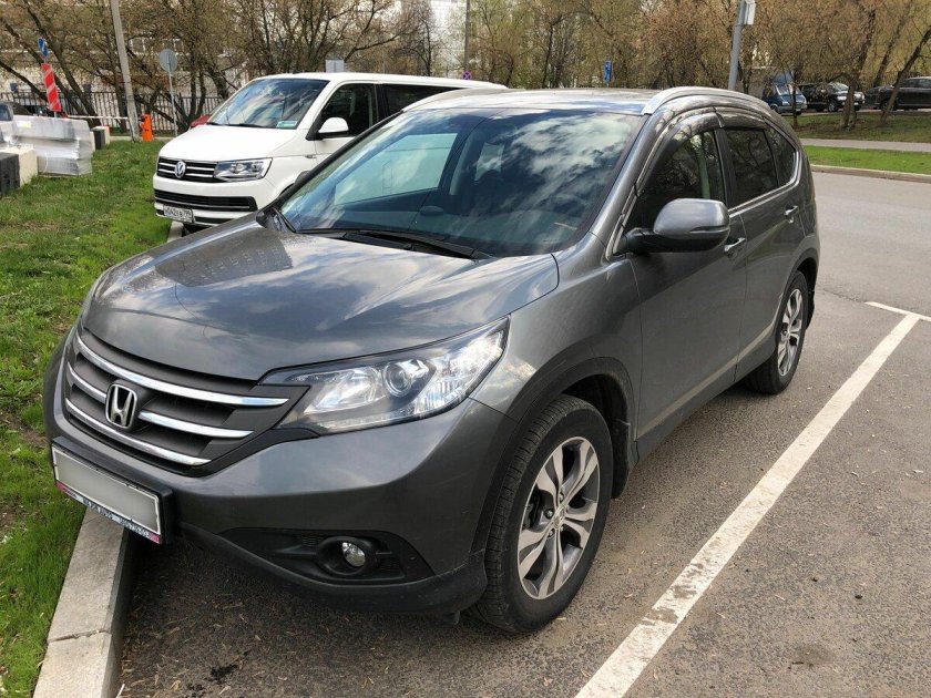 Honda CR-V серый