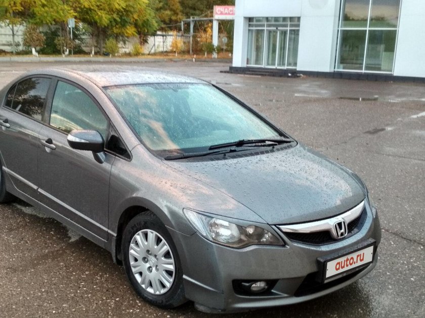 Хонда серая