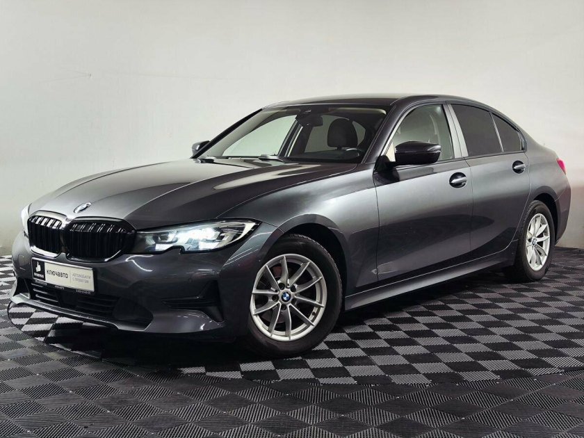 БМВ 3 Рестайлинг черная