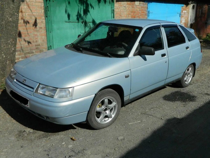 Серебристо голубой металлик ВАЗ 2112