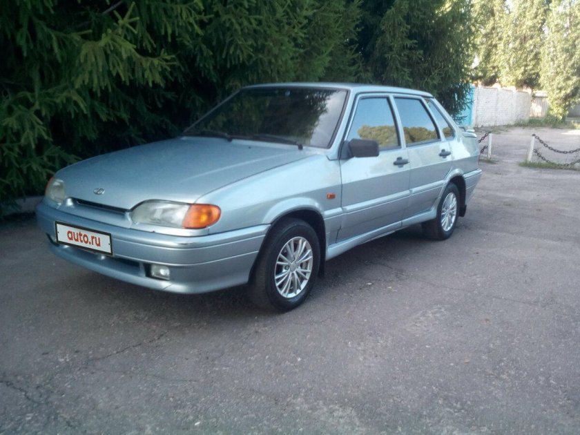 ВАЗ 2115 седан серебристый механика
