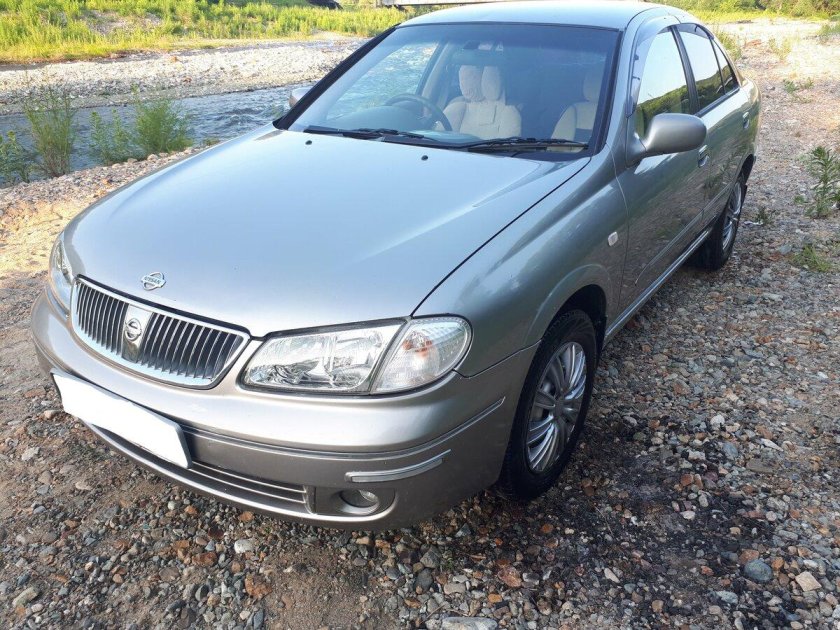 Nissan Bluebird Sylphy 2001