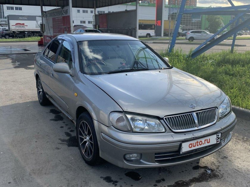 Nissan Bluebird Sylphy 2001
