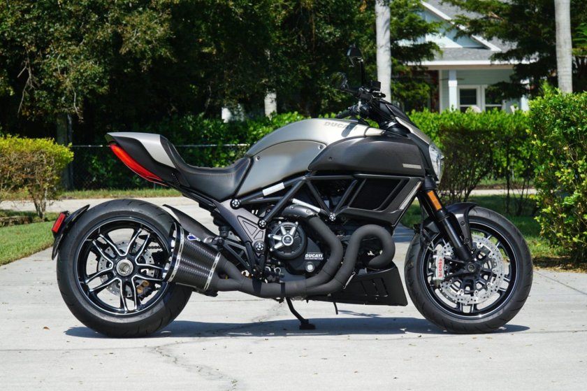 Diavel carbon 2016