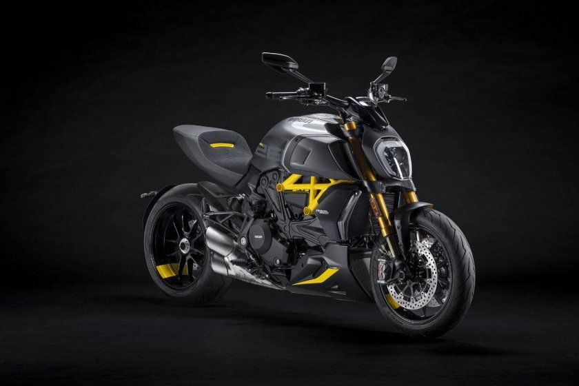 Ducati Diavel 1260 s 2021
