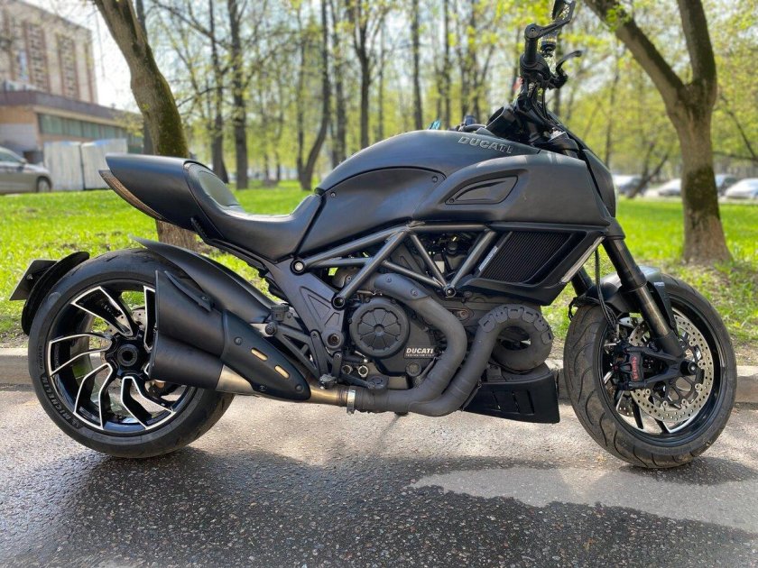 Ducati x diavel