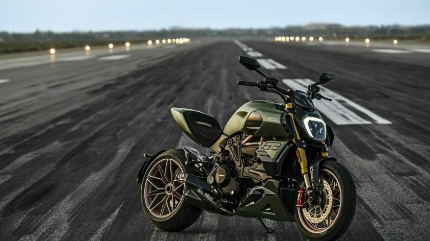 Мотоцикл Ducati Diavel 1260