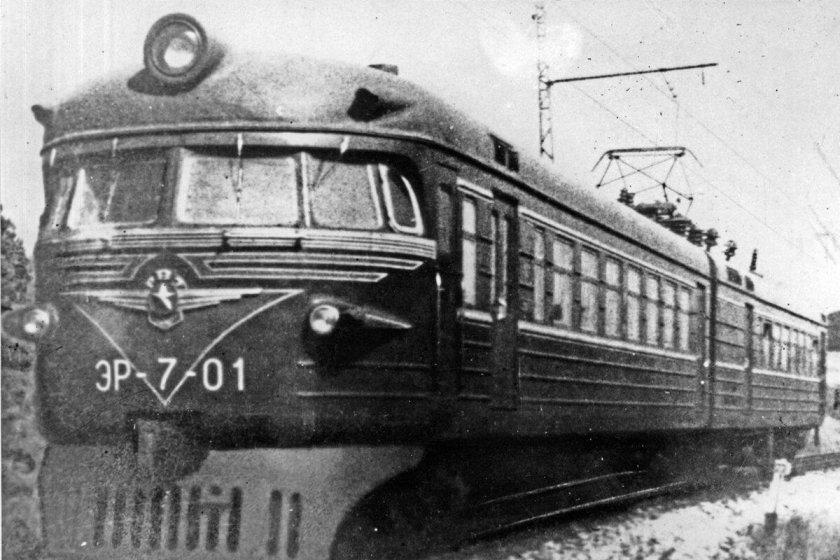Эр7 электропоезд