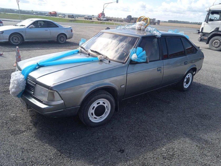 Москвич Юрий Долгорукий 1997-2001