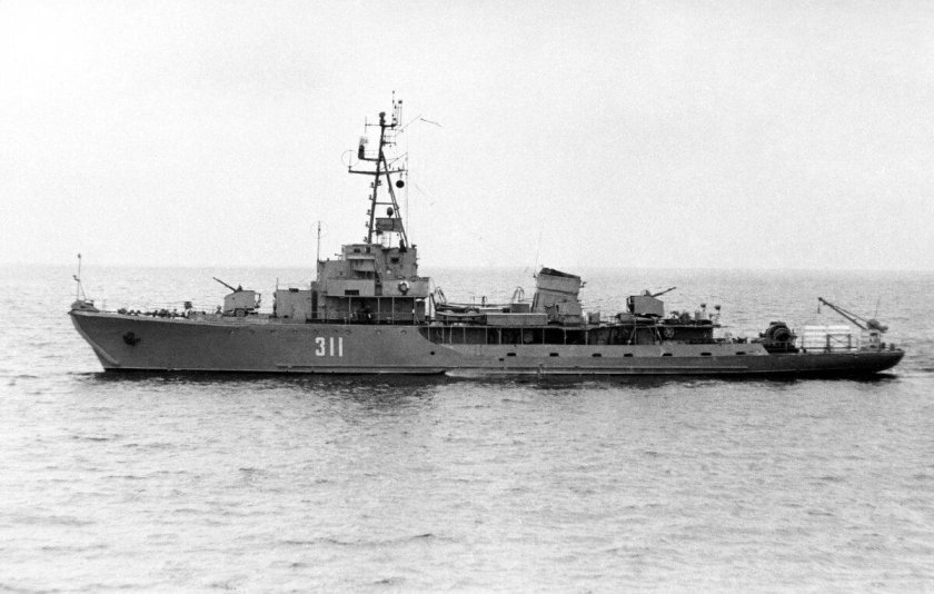 Морской тральщик проекта 254