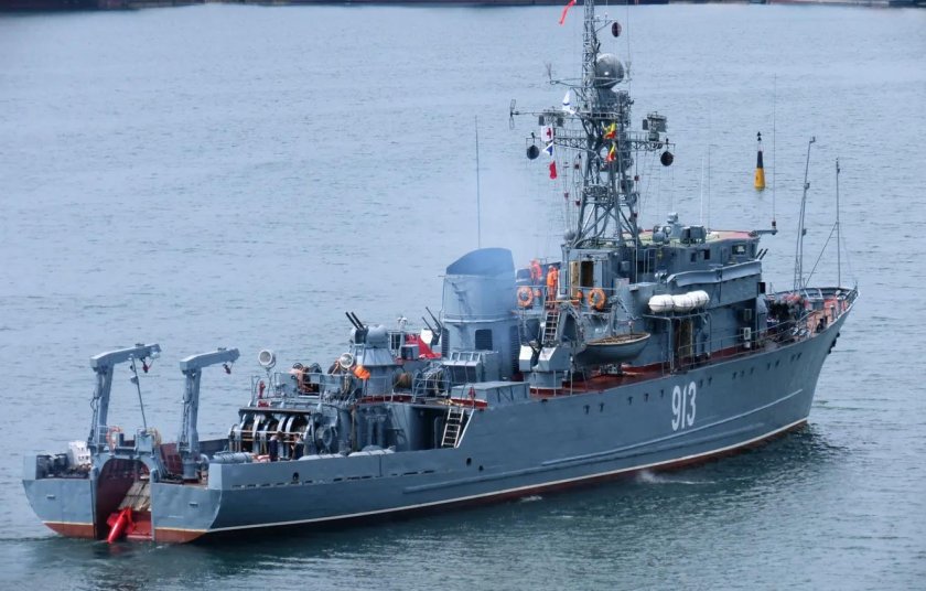 Морской тральщик Ковровец