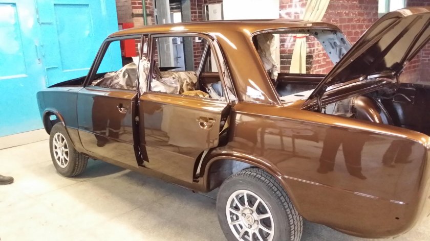 ВАЗ 2101 коричневый металлик