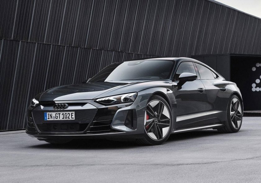 Ауди етрон 2021