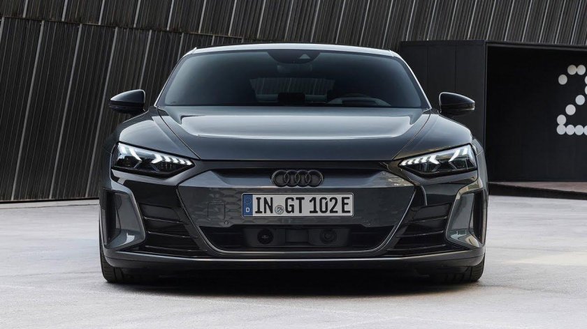 Audi RS E-tron gt 2021