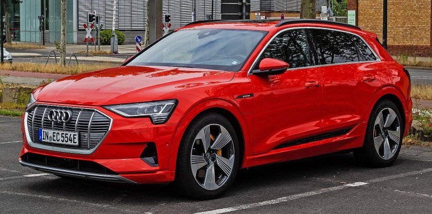 Audi e-tron 55