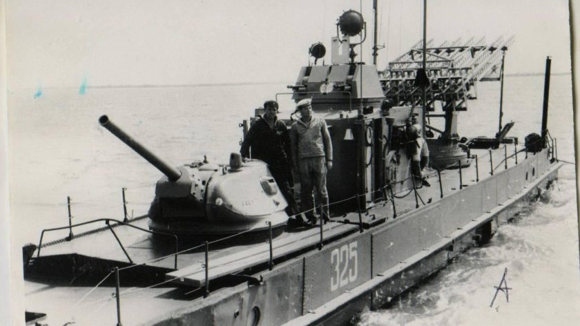 Речной бронекатер 1124