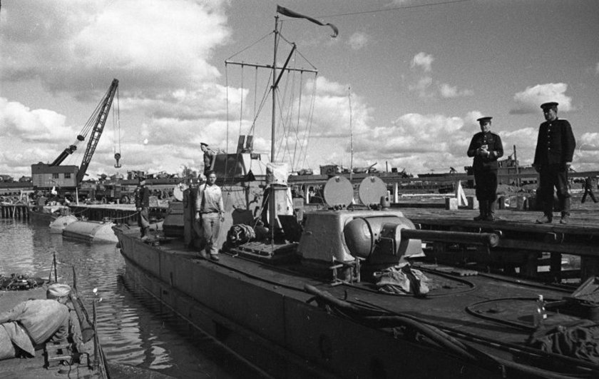 12 Бригада речных кораблей