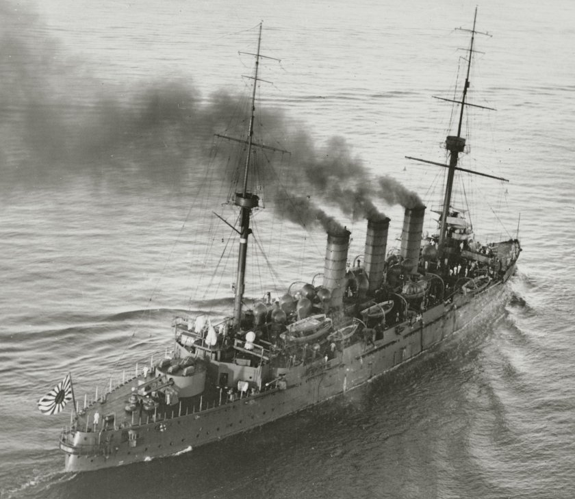 Броненосный крейсер Идзумо