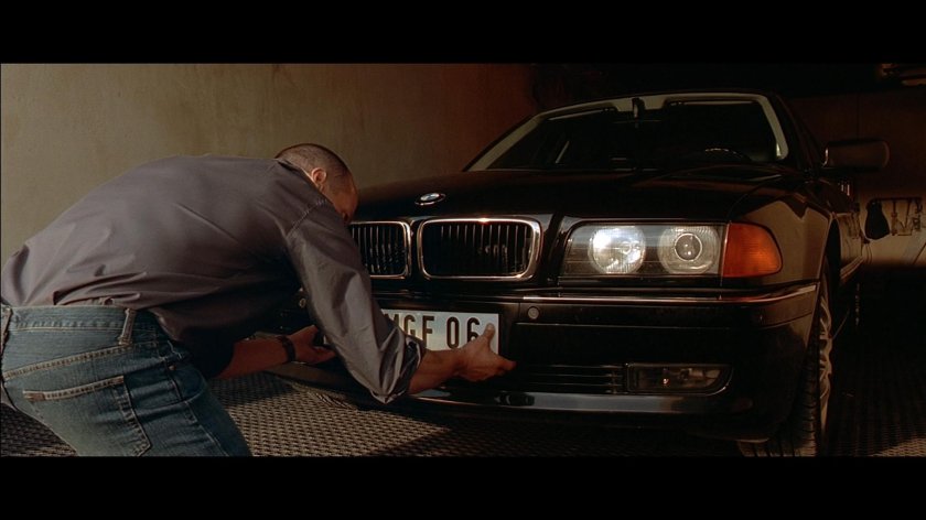 BMW 7 фильм перевозчик 1