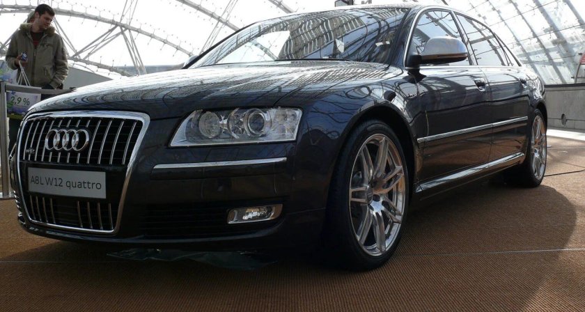 Audi a8 w12 Transporter 3