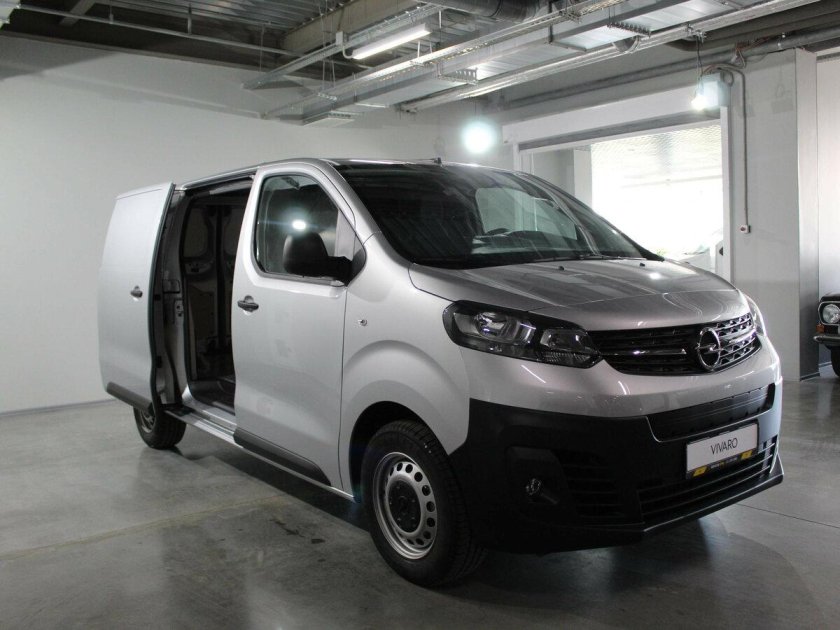 Опель Виваро 2020