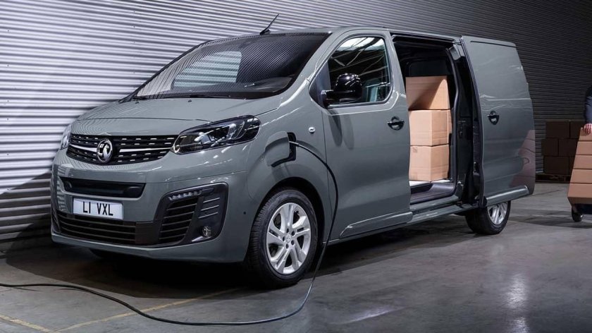 Опель Виваро 2020