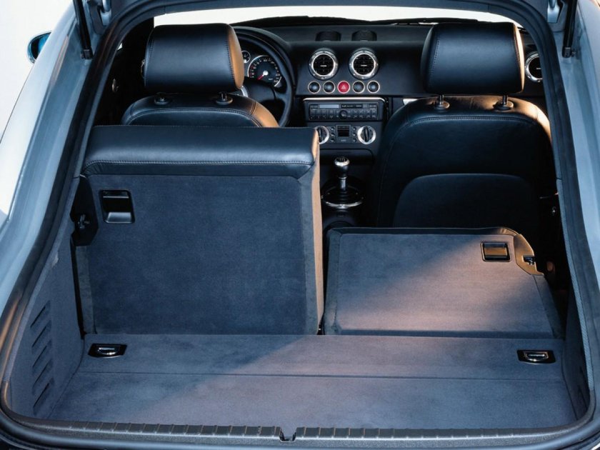 Audi TT 2000 салон