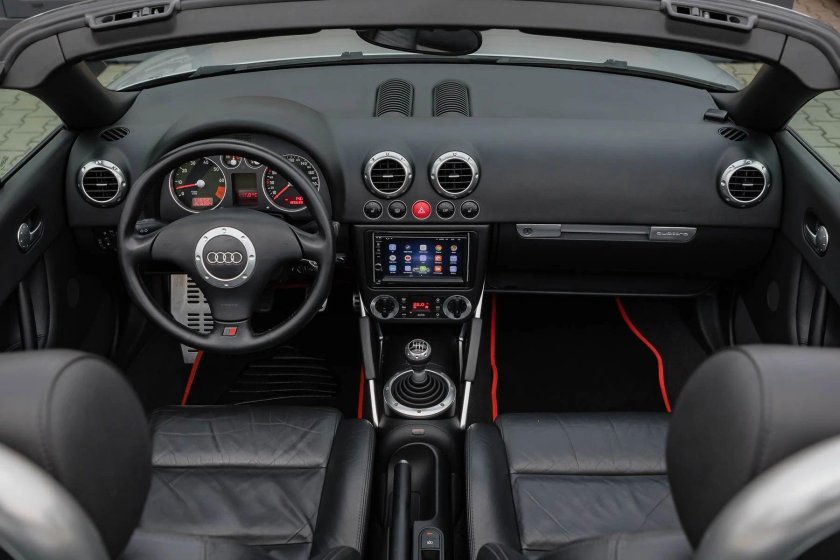 Ауди тт 2002 салон