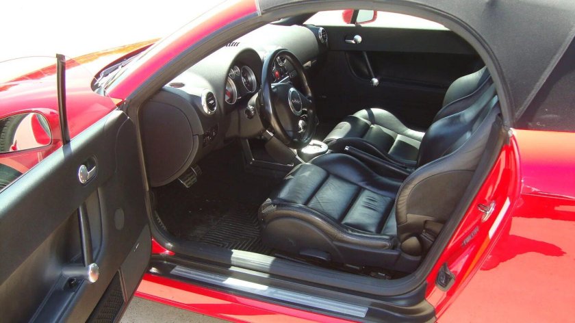 Ауди тт салон